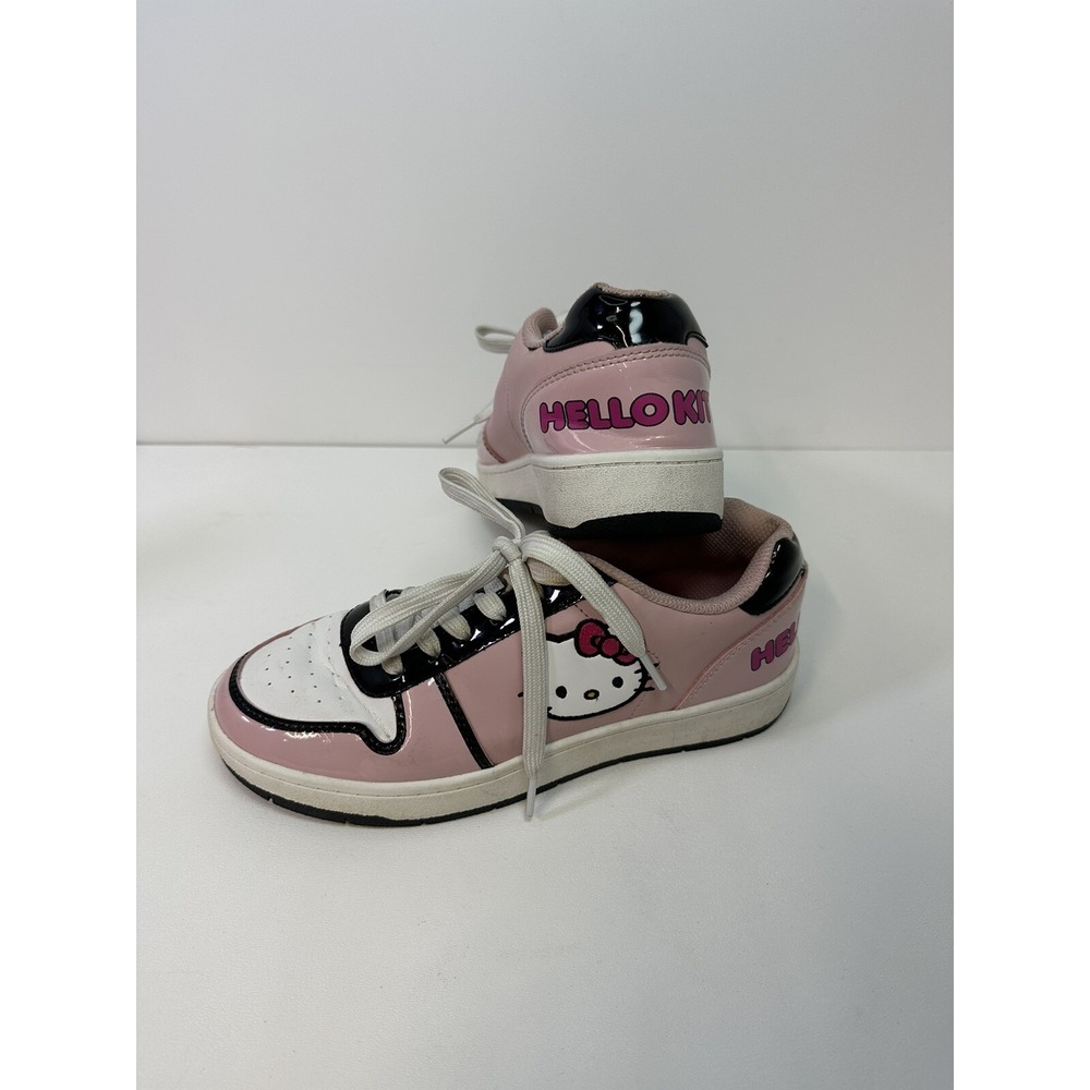 Hello Kitty Women's Sz‎ 7 Shoes Sneakers Black Pink White Skate